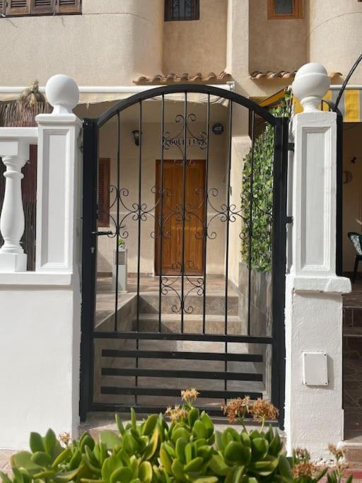 Lovely Holiday Home Santa Pola,Gran Alacant Exteriör bild