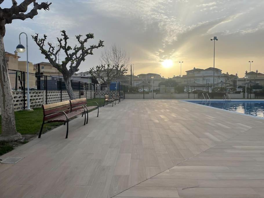 Lovely Holiday Home Santa Pola,Gran Alacant Exteriör bild